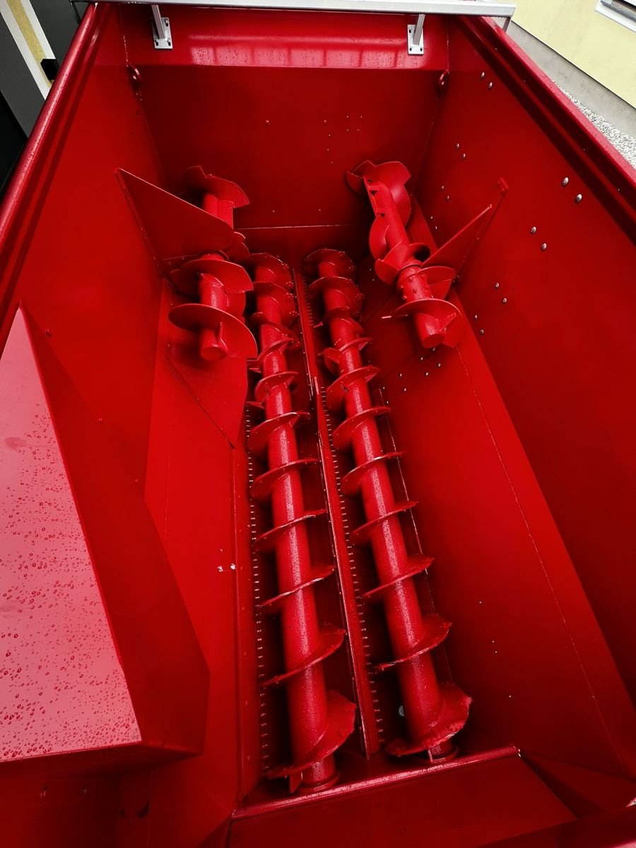 Futtermischwagen del tipo Zago King NT 130, Neumaschine en Pischelsdorf (Imagen 4)