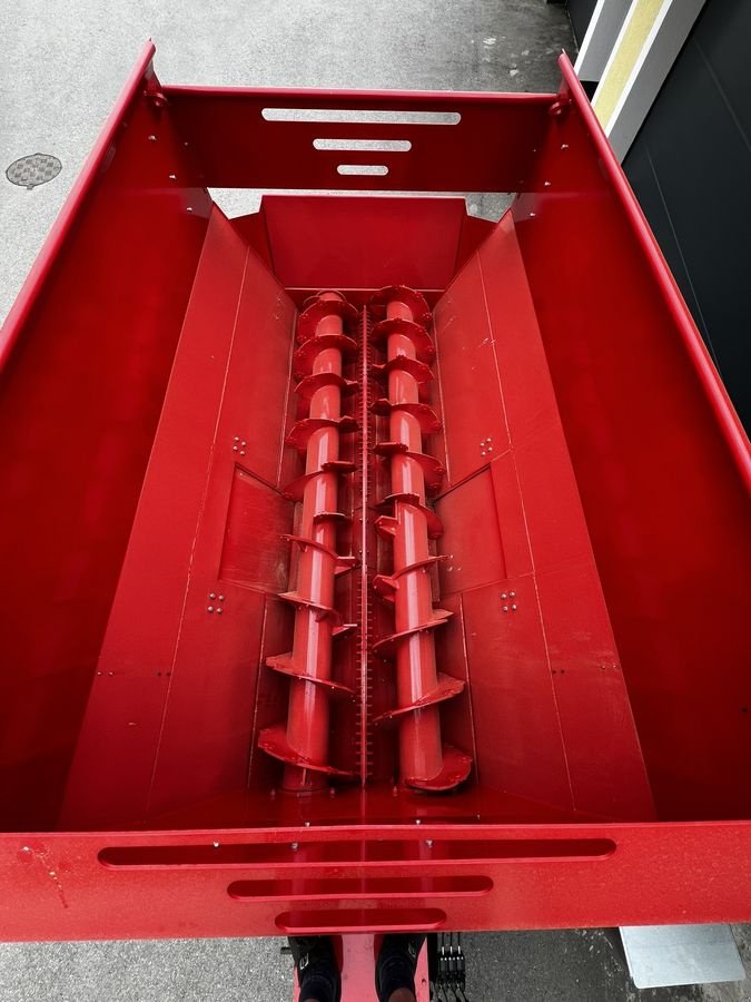 Futtermischwagen del tipo Zago Sabre NT 110, Neumaschine In Pischelsdorf (Immagine 5)