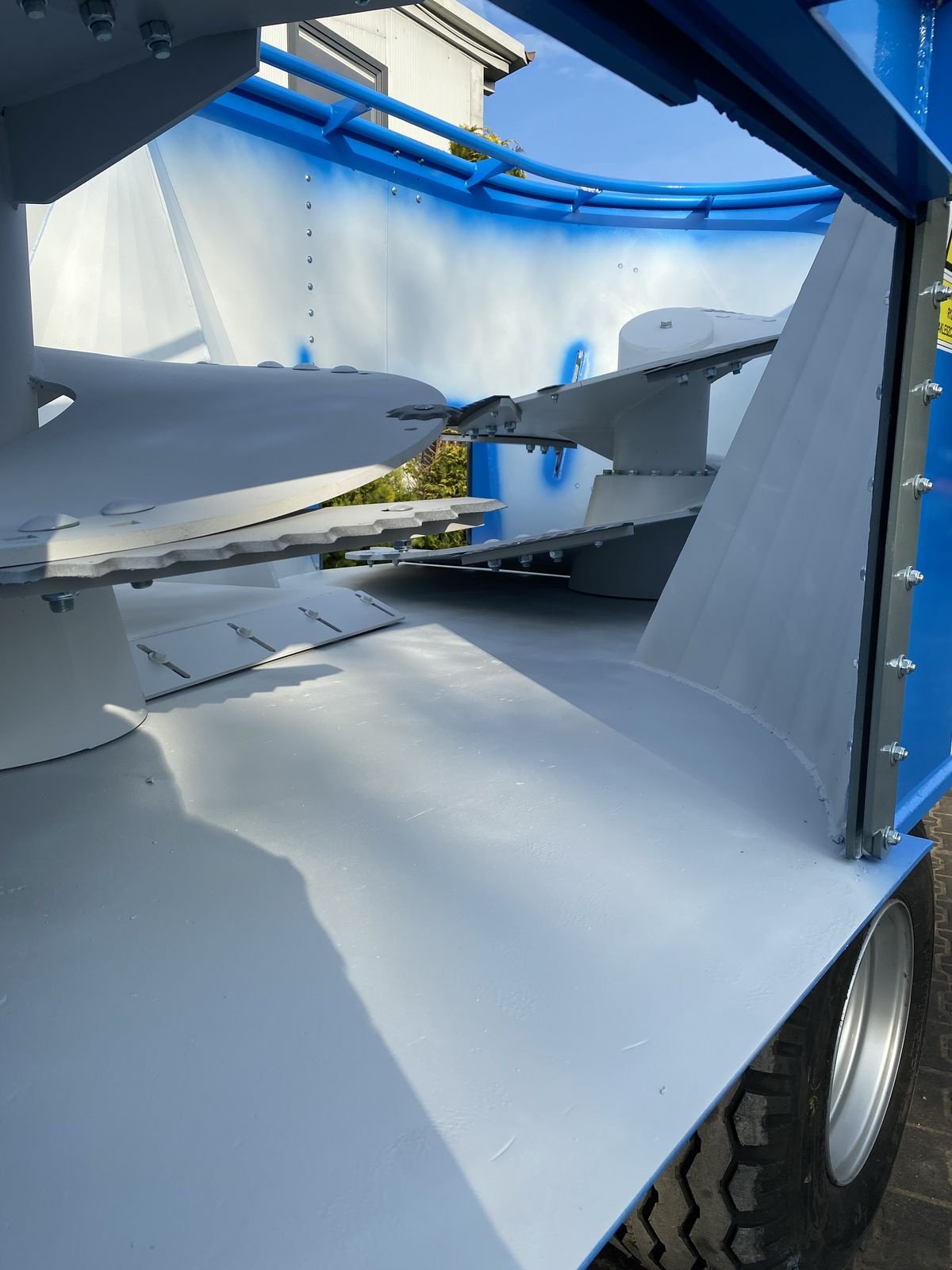 Futtermischwagen del tipo zamet Futtermischwagen / feed mixer, Neumaschine In Michałowo (Immagine 11)