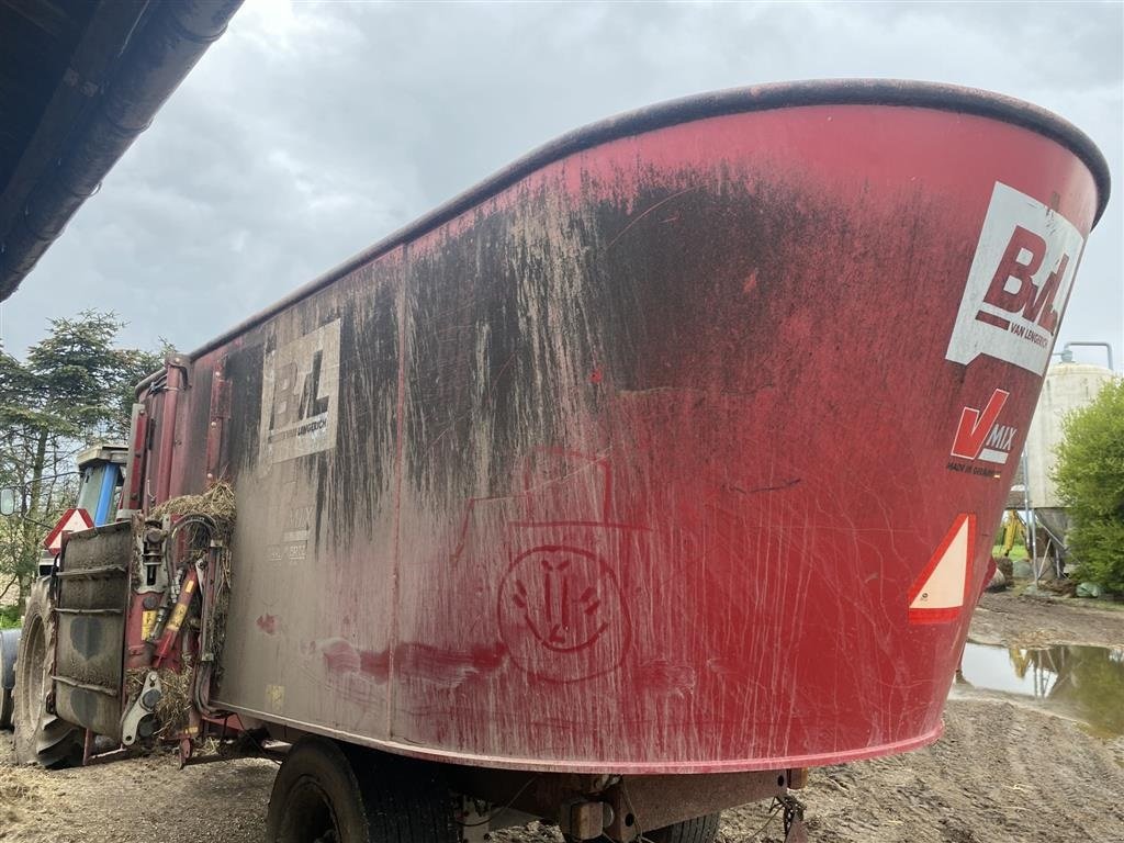 Futterverteilwagen typu BVL V-Mix 20-2S vognen er stadig i brug. kommer fra ophørs brug., Gebrauchtmaschine v øster ulslev (Obrázek 4)