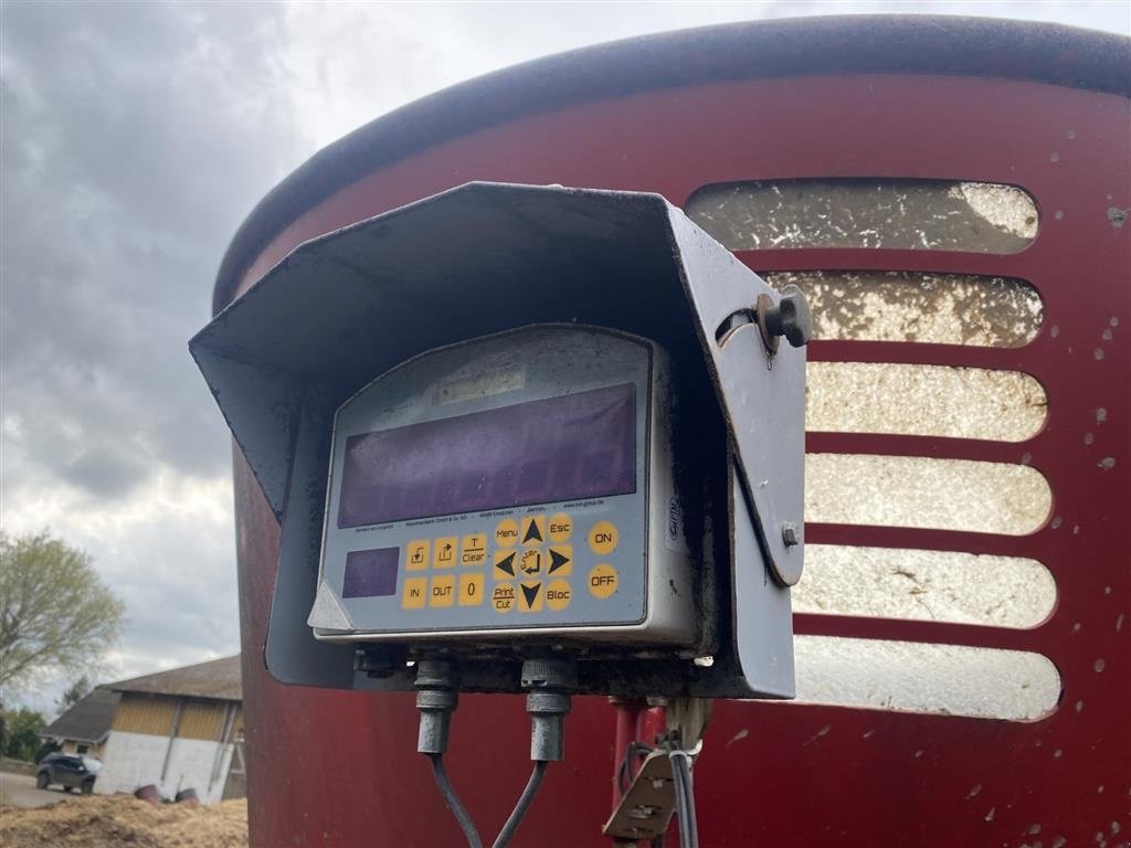 Futterverteilwagen typu BVL V-Mix 20-2S vognen er stadig i brug. kommer fra ophørs brug., Gebrauchtmaschine v øster ulslev (Obrázek 8)