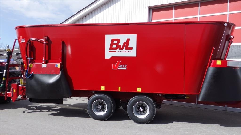 Futterverteilwagen of the type BVL V-Mix 40-3S, Gebrauchtmaschine in Hobro (Picture 3)