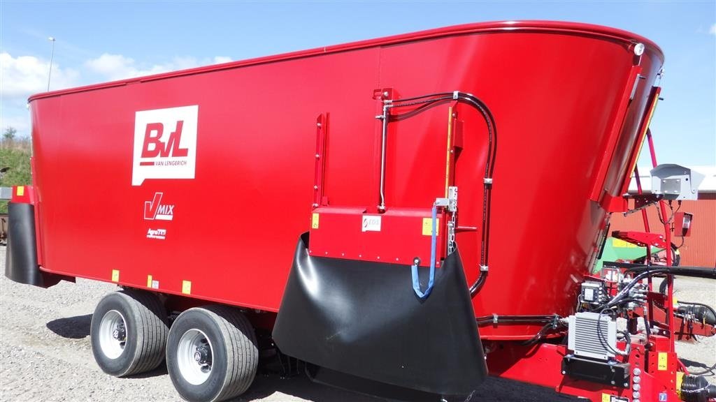 Futterverteilwagen of the type BVL V-Mix 40-3S, Gebrauchtmaschine in Hobro (Picture 1)