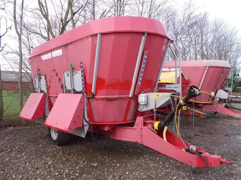 Futterverteilwagen typu JF Stoll Vm 27 Reduktionsgearkasse, Gebrauchtmaschine v Roslev (Obrázek 2)