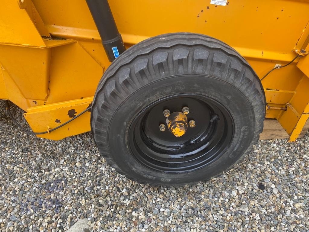 Futterverteilwagen vrste Lucas 310 S Silonet Castor G, Gebrauchtmaschine v Schutterzell (Slika 12)