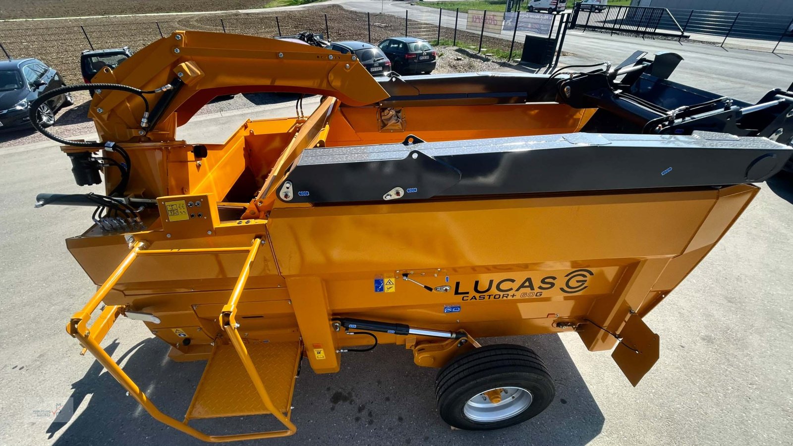 Futterverteilwagen des Typs Lucas Castor 60 G, Neumaschine in Mahlberg-Orschweier (Bild 2)