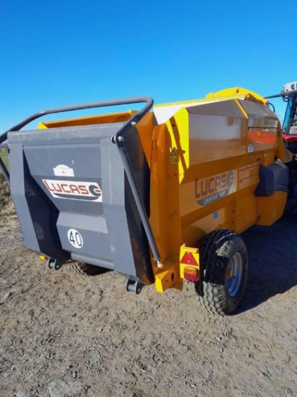 Futterverteilwagen van het type Lucas CASTOR + 60 R, Gebrauchtmaschine in SAINTE GENEVIEVE SUR AGENCE (Foto 2)