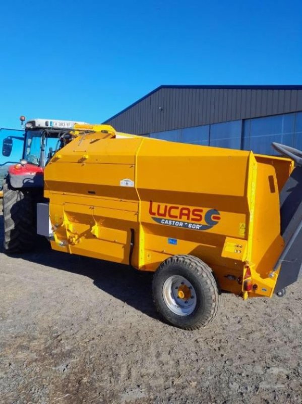 Futterverteilwagen van het type Lucas CASTOR + 60 R, Gebrauchtmaschine in SAINTE GENEVIEVE SUR AGENCE (Foto 1)