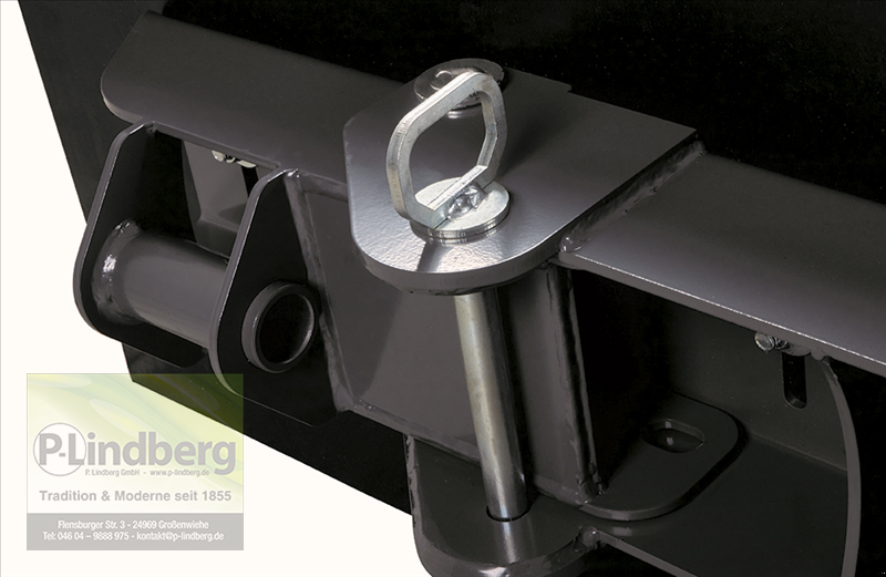 Futterverteilwagen des Typs P.Lindberg GmbH Futterschieber 260 cm schwenkbar Gummischürfleiste inkl. EURO2-Aufnahme hydraulische Zylinder, Neumaschine in Großenwiehe (Bild 8)