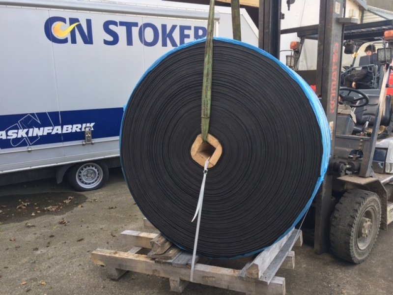 Futterverteilwagen typu RMH Alt i transportbånd., Gebrauchtmaschine v Gram (Obrázek 18)