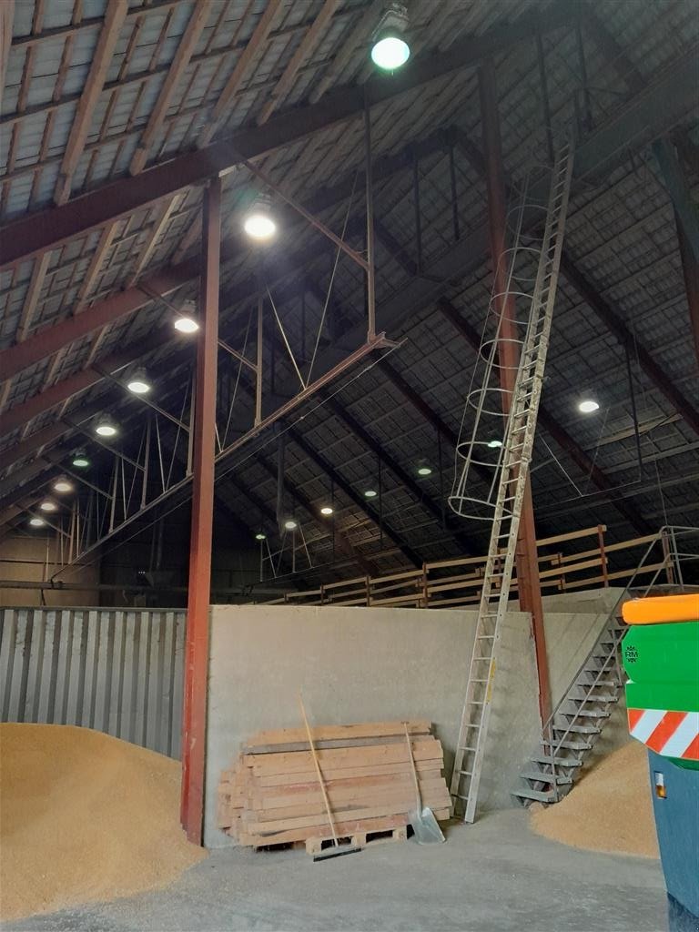 Futterverteilwagen typu RMH Alt i transportbånd., Gebrauchtmaschine v Gram (Obrázek 16)