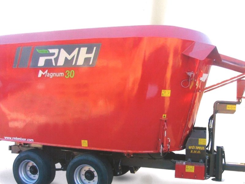 Futterverteilwagen tipa RMH Magnum 30 På vej ind., Gebrauchtmaschine u Gram (Slika 1)
