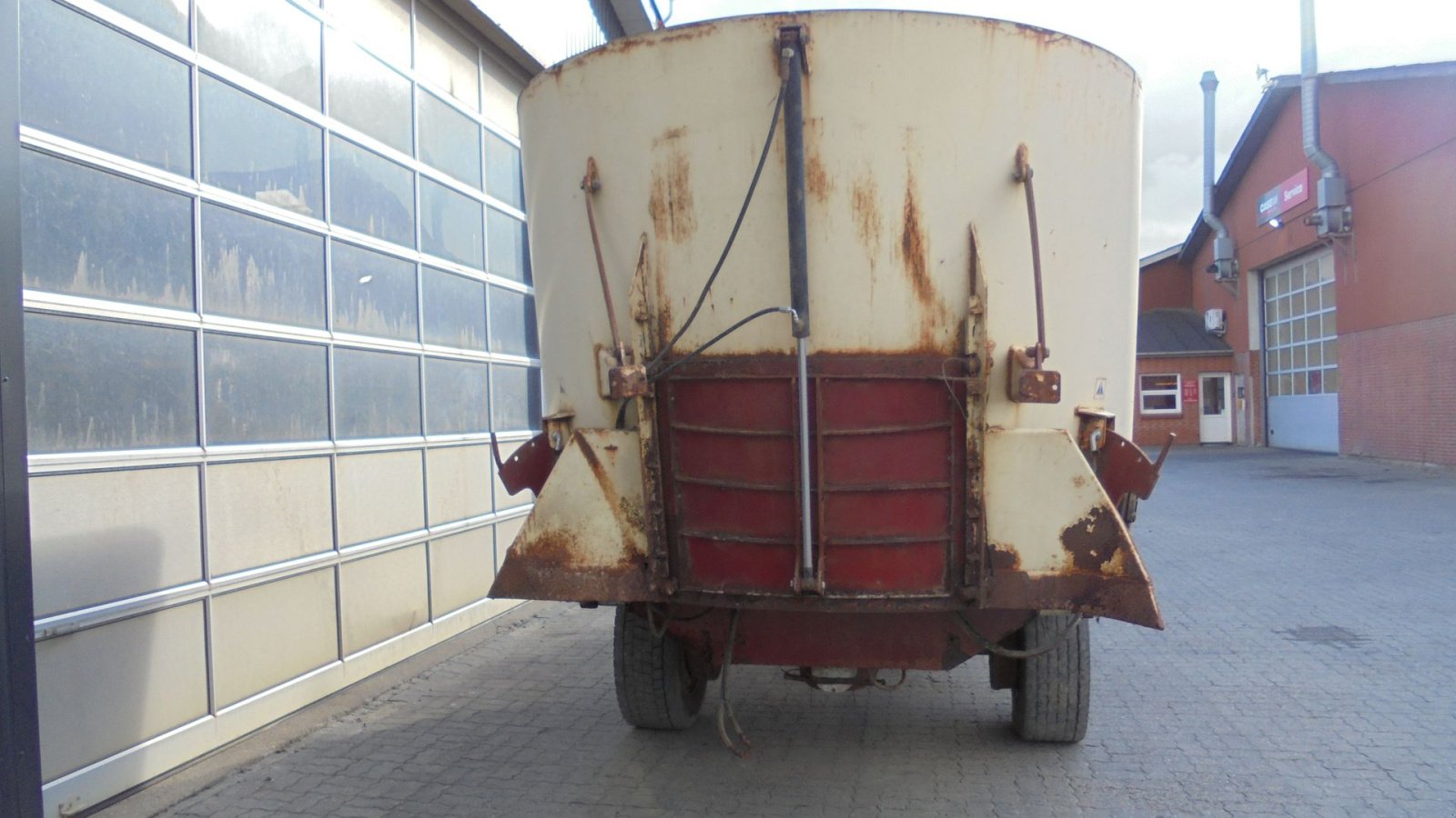 Futterverteilwagen of the type RMH VR 16, Gebrauchtmaschine in Ribe (Picture 4)