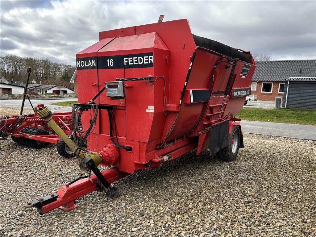 Futterverteilwagen typu Sonstige 16 M3 PADLEBLANDER Klar til levering., Gebrauchtmaschine v Gram (Obrázek 3)