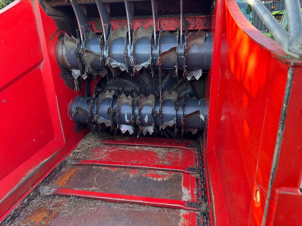 Futterverteilwagen Türe ait Sonstige BOOSTER 2D2, Gebrauchtmaschine içinde JUVIGNE (resim 3)