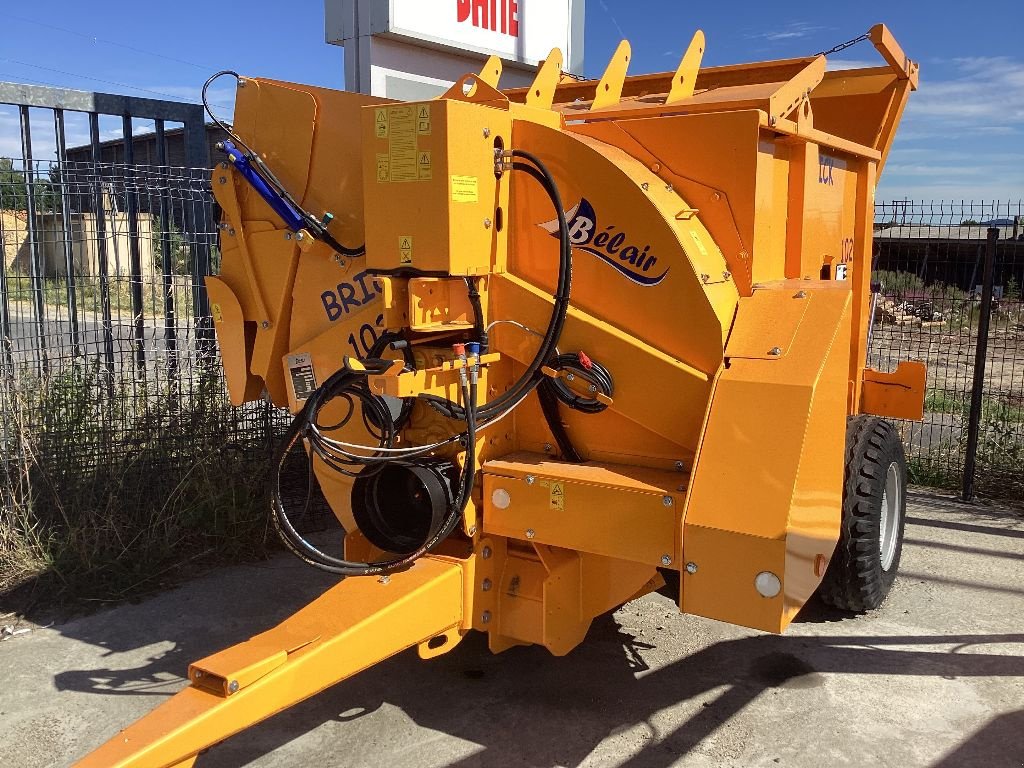 Futterverteilwagen typu Sonstige brick 102, Gebrauchtmaschine v AUMONT AUBRAC (Obrázek 4)