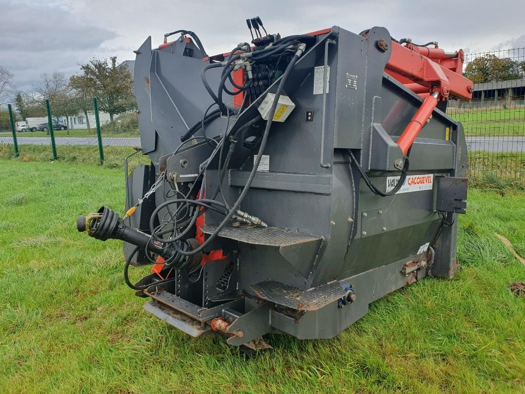 Futterverteilwagen a típus Sonstige CACQUEVEL 2003, Gebrauchtmaschine ekkor: DOMFRONT (Kép 1)