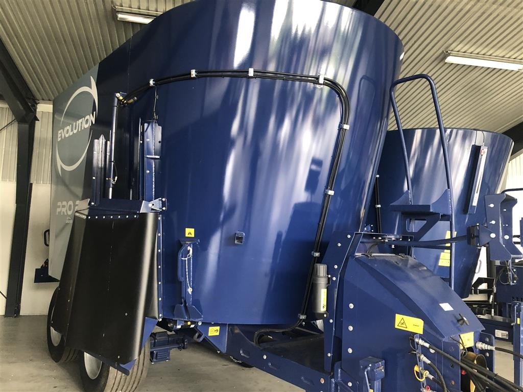 Futterverteilwagen del tipo Sonstige EVO 27 Pro, Gebrauchtmaschine In Farsø (Immagine 1)