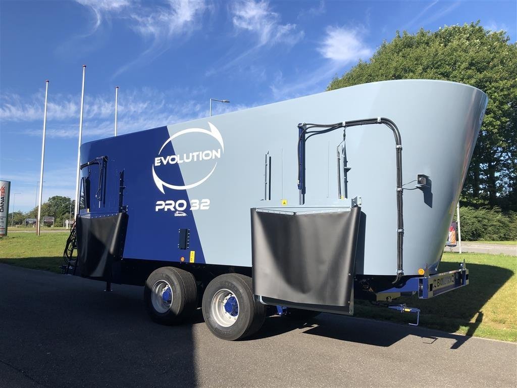 Futterverteilwagen typu Sonstige EVO 32 Pro, Gebrauchtmaschine v Farsø (Obrázek 2)