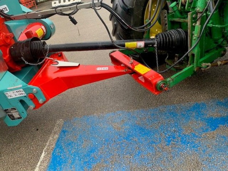 Futterverteilwagen του τύπου Sonstige HELIOS, Gebrauchtmaschine σε ARBOIS (Φωτογραφία 6)