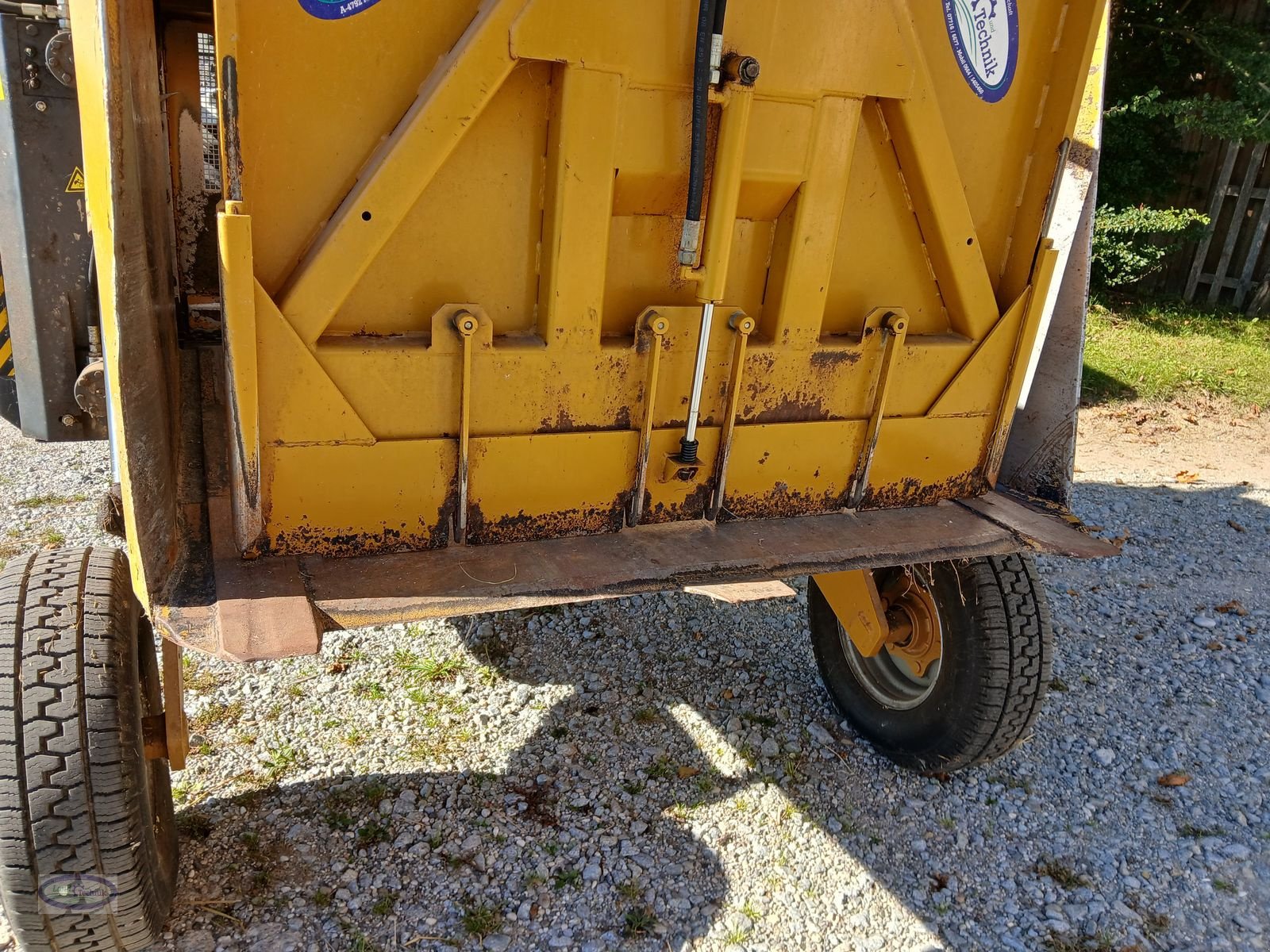 Futterverteilwagen of the type Sonstige Mammut/ Zenz Profi 3200 LR, Gebrauchtmaschine in Münzkirchen (Picture 10)