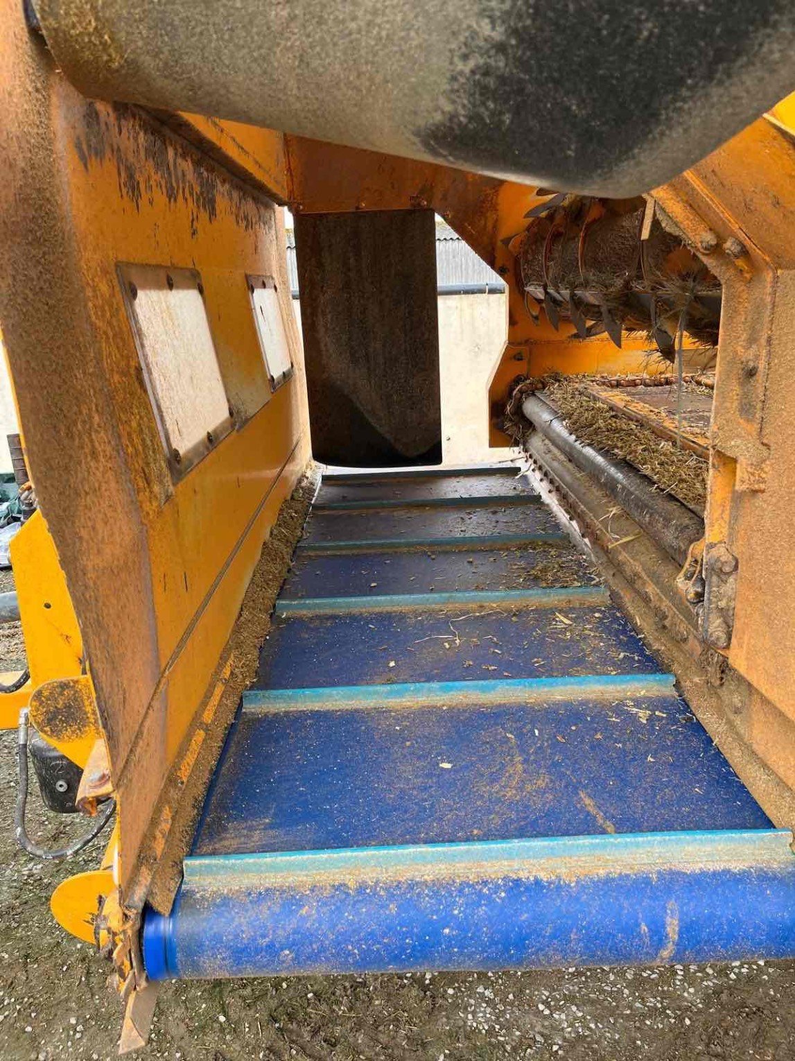 Futterverteilwagen za tip Sonstige Remorque distributrice CORSAIRE1702 . Belair, Gebrauchtmaschine u SAINT CLAIR SUR ELLE (Slika 7)