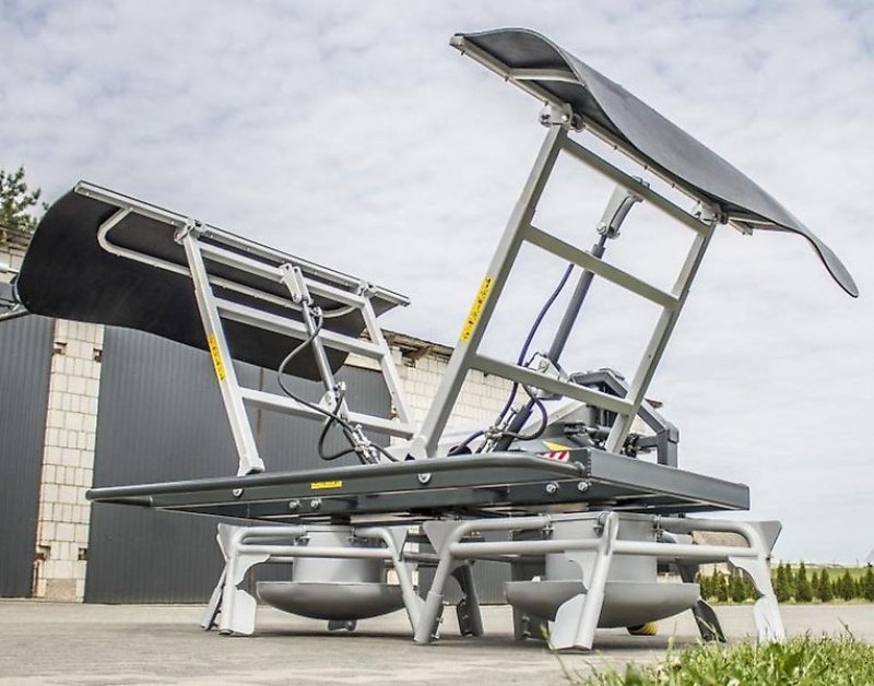 Futterverteilwagen des Typs Sonstige Silageverteiler Breitverteiler Siloverteiler Futterverteiler, Gebrauchtmaschine in Schmallenberg (Bild 5)