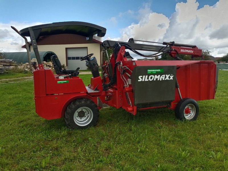 Futterverteilwagen des Typs Sonstige Silokamm Selbstfahrer Silomaxx SVT4045 W, Gebrauchtmaschine in Waldburg (Bild 1)