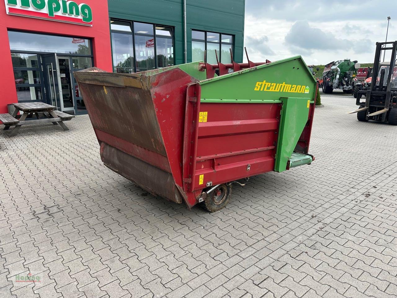 Futterverteilwagen typu Strautmann Blockverteilwagen, Gebrauchtmaschine v Bakum (Obrázek 8)