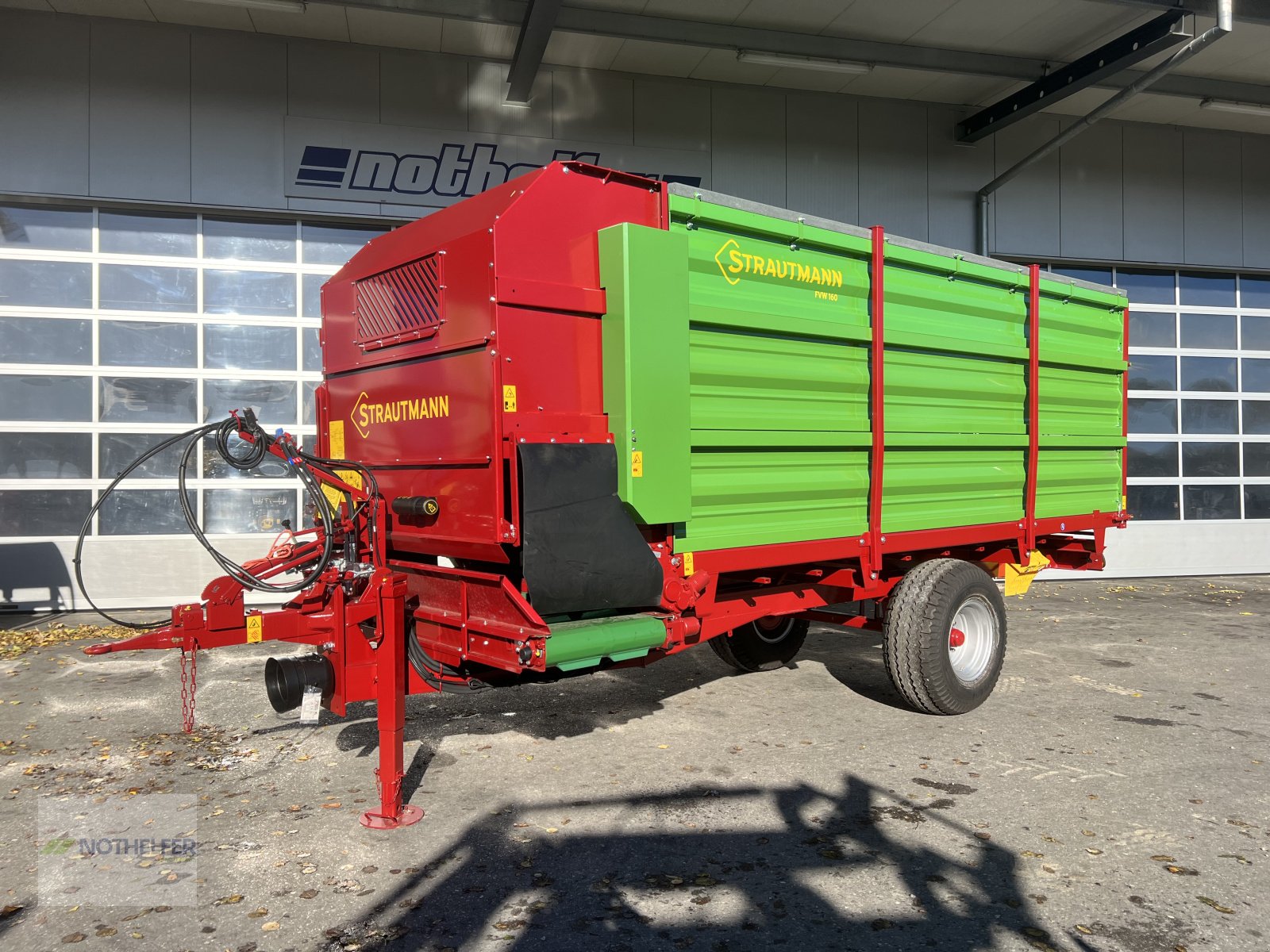 Futterverteilwagen des Typs Strautmann FVW 160 **Sonderkonditionen**, Neumaschine in Pforzen (Bild 2)