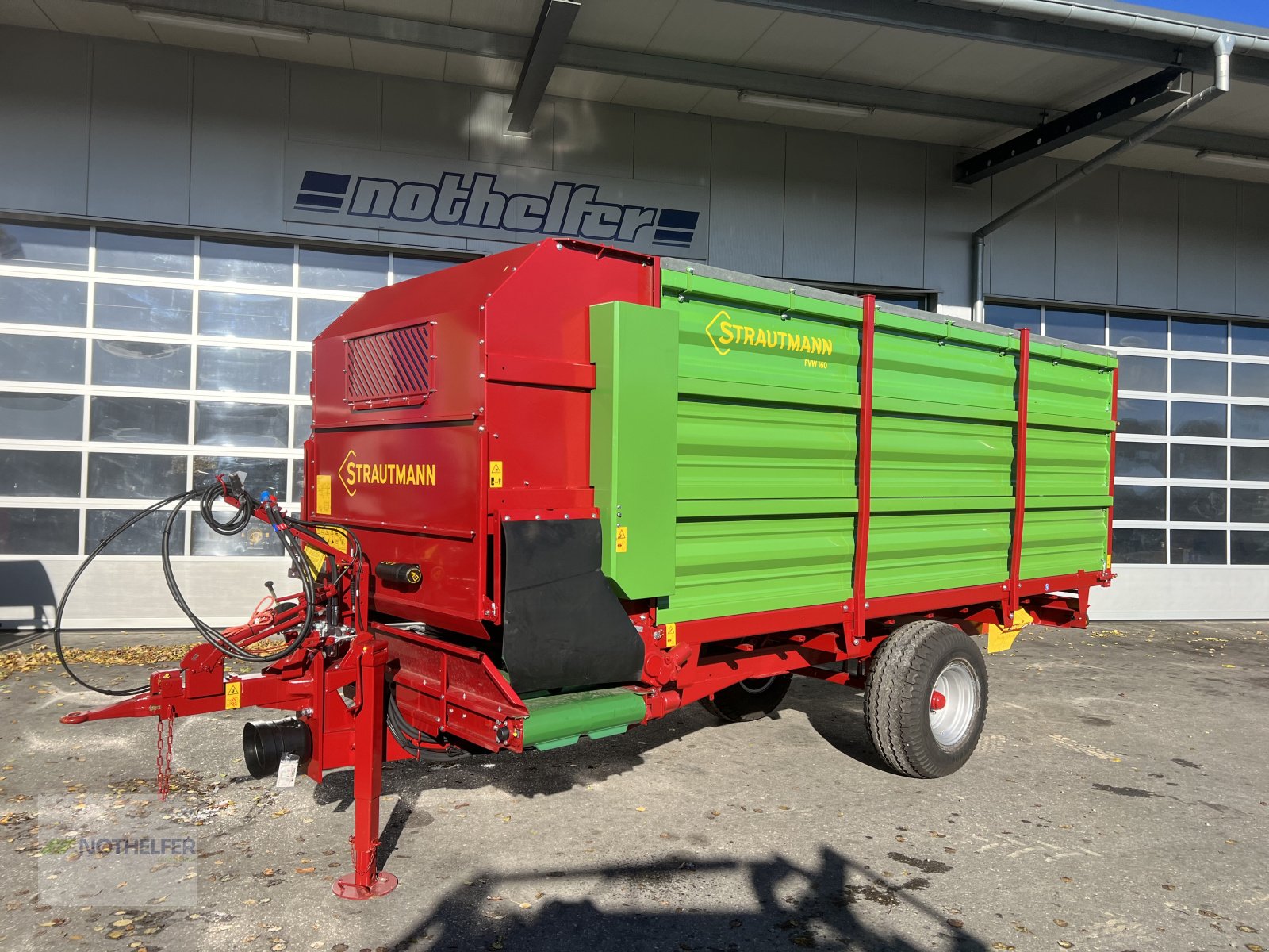 Futterverteilwagen des Typs Strautmann FVW 160 **Sonderkonditionen**, Neumaschine in Pforzen (Bild 8)