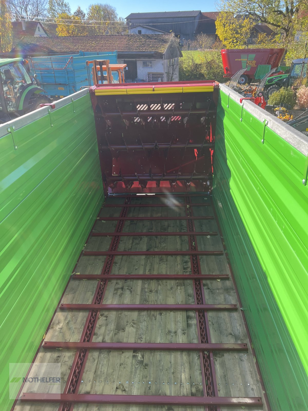 Futterverteilwagen des Typs Strautmann FVW 160 **Sonderkonditionen**, Neumaschine in Pforzen (Bild 11)