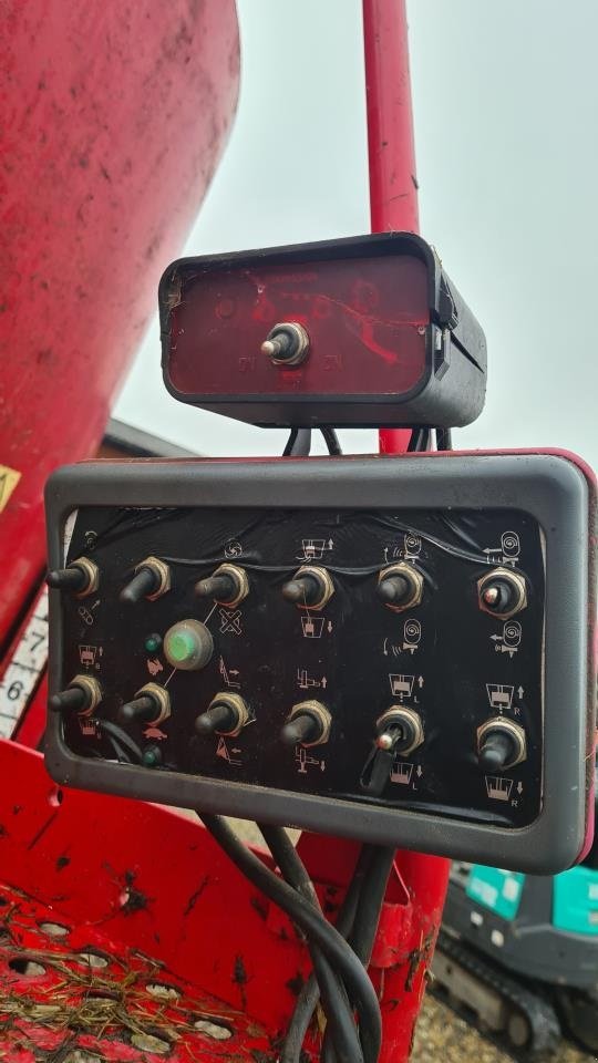 Futterverteilwagen от тип Trioliet SM-P-2-18-ZK, Gebrauchtmaschine в Ribe (Снимка 3)