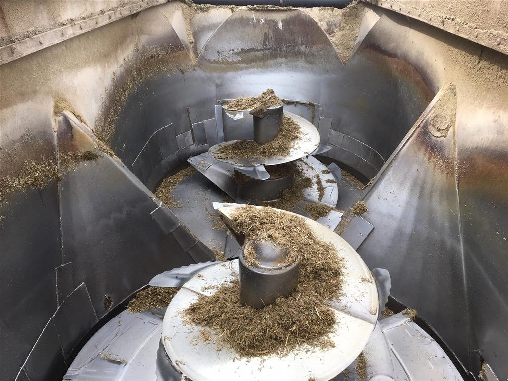 Futterverteilwagen des Typs Trioliet TRIOTRAC 2-1700, Gebrauchtmaschine in Kjellerup (Bild 4)