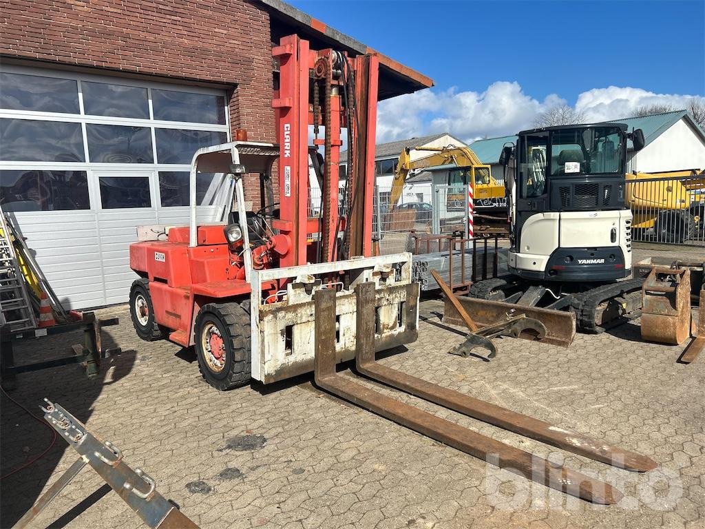 Gabelstapler van het type Clark C80, Gebrauchtmaschine in Düsseldorf (Foto 4)