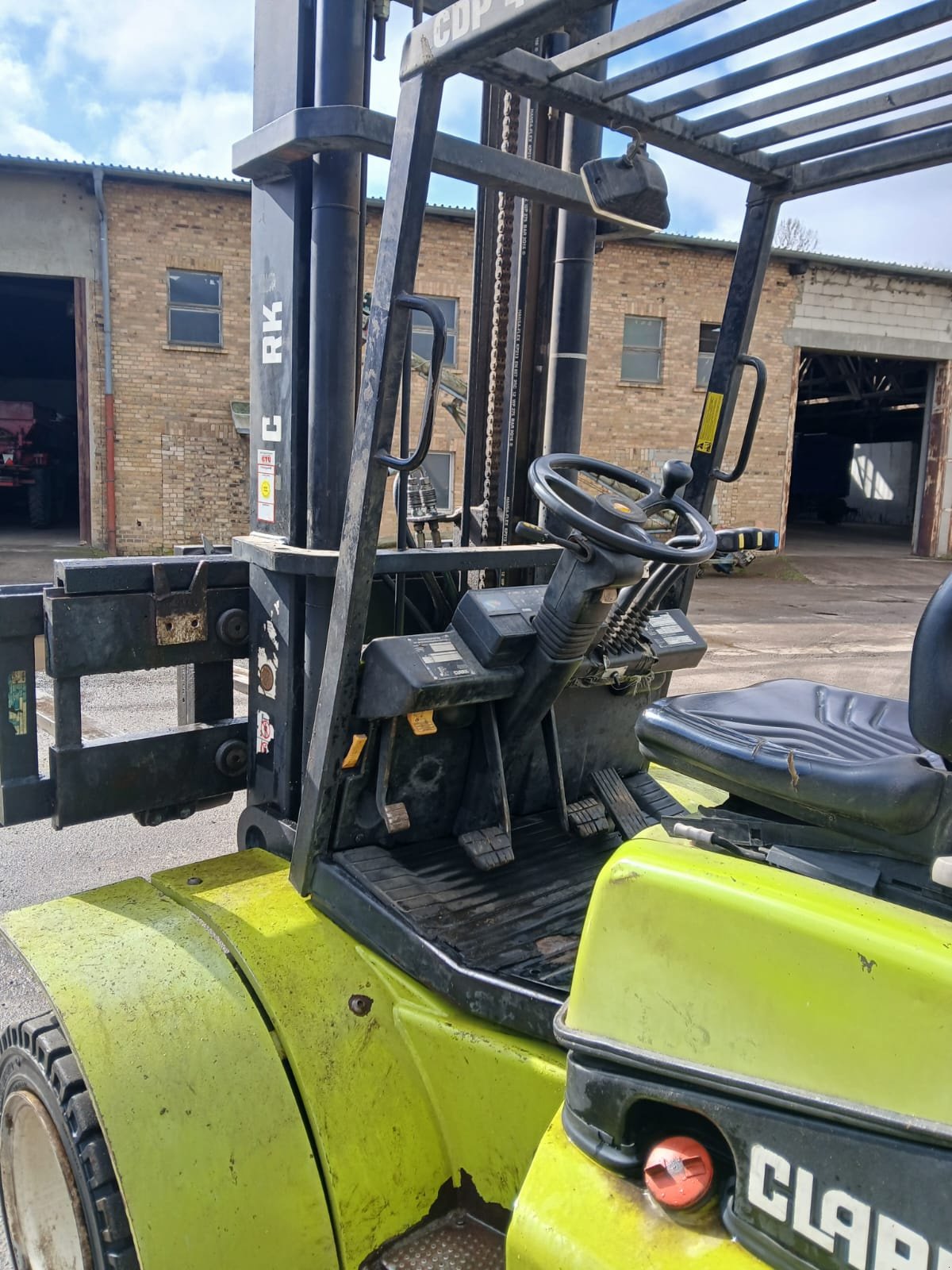 Gabelstapler des Typs Clark Cdp40, Gebrauchtmaschine in Dasing (Bild 3)