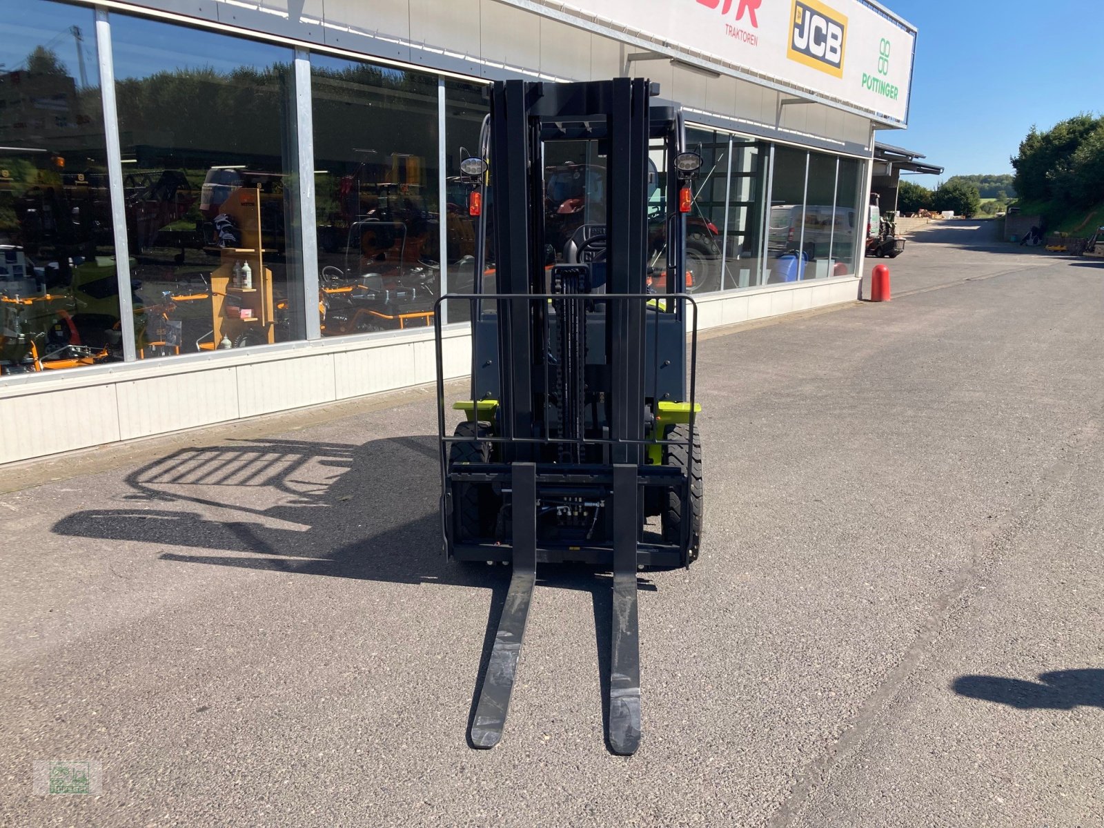 Gabelstapler des Typs Clark GTS25, Neumaschine in Steiningen b. Daun (Bild 3)