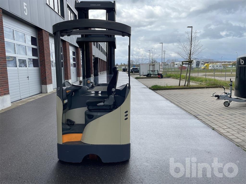 Gabelstapler от тип Crown ESR5000, Gebrauchtmaschine в Düsseldorf (Снимка 7)