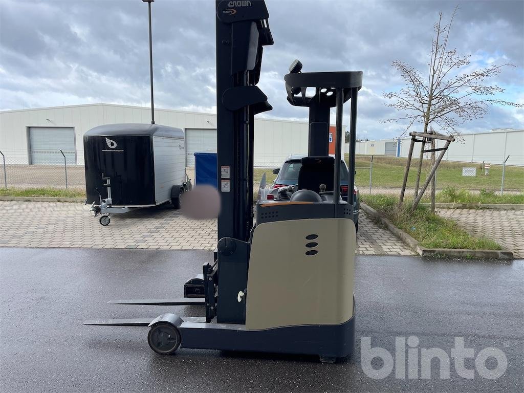 Gabelstapler от тип Crown ESR5000, Gebrauchtmaschine в Düsseldorf (Снимка 8)