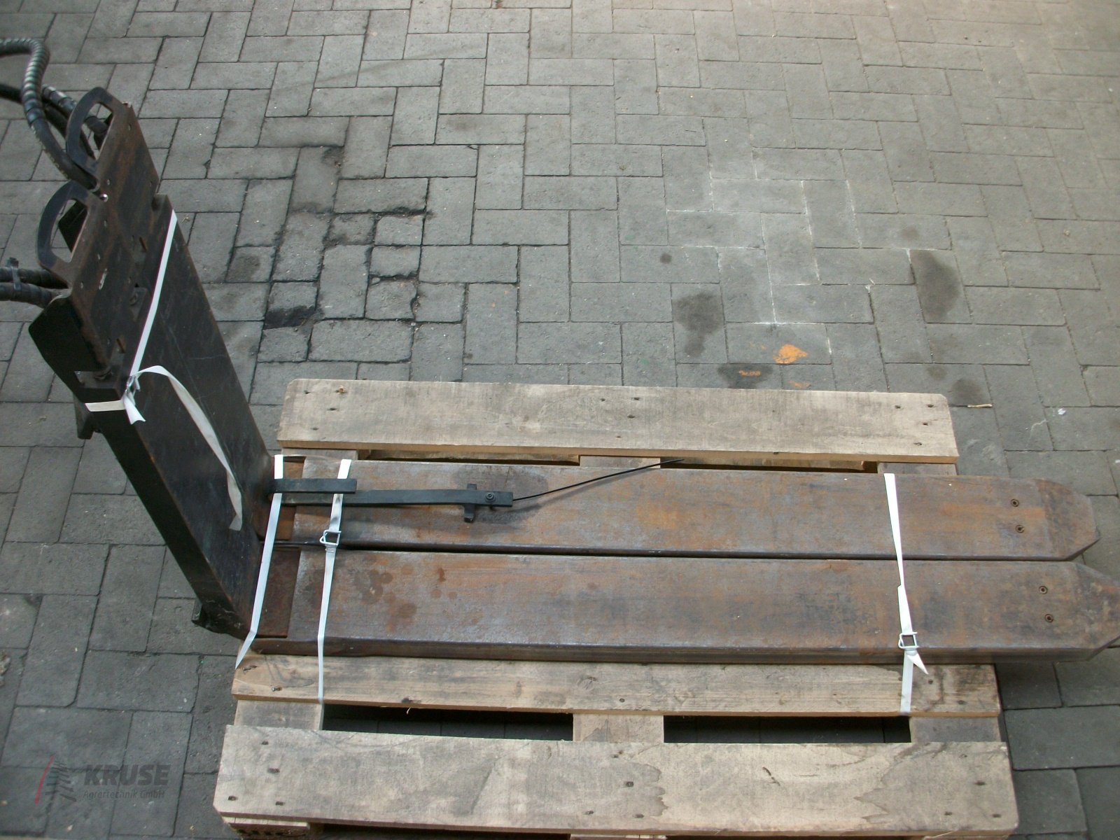 Gabelstapler des Typs Durwen hydr. Teleskopgabelzinken TGZ 35.1350 ISO III, Gebrauchtmaschine in Fürstenau (Bild 1)