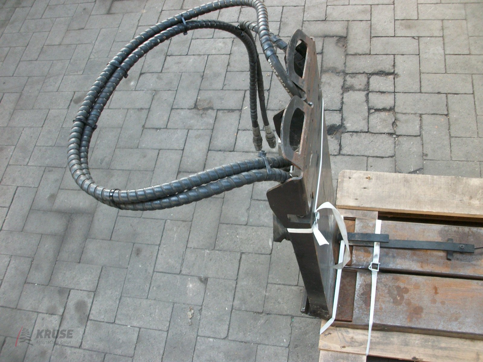 Gabelstapler des Typs Durwen hydr. Teleskopgabelzinken TGZ 35.1350 ISO III, Gebrauchtmaschine in Fürstenau (Bild 3)