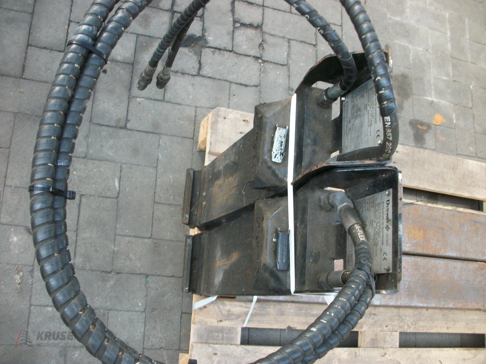 Gabelstapler des Typs Durwen hydr. Teleskopgabelzinken TGZ 35.1350 ISO III, Gebrauchtmaschine in Fürstenau (Bild 4)