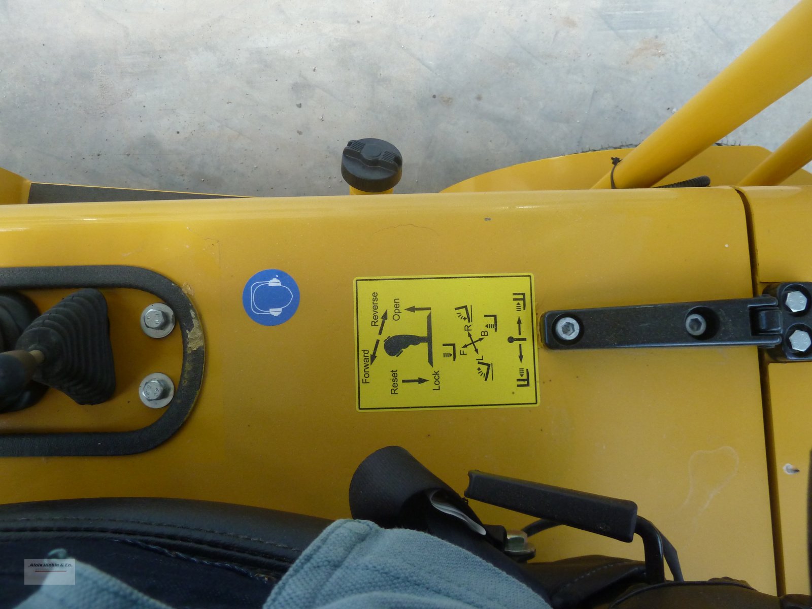 Gabelstapler des Typs Eurotrac Agri 10, Neumaschine in Tapfheim (Bild 8)