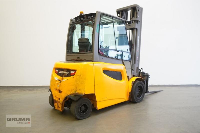 Gabelstapler des Typs Jungheinrich EFG545, Gebrauchtmaschine in Friedberg-Derching (Bild 2)