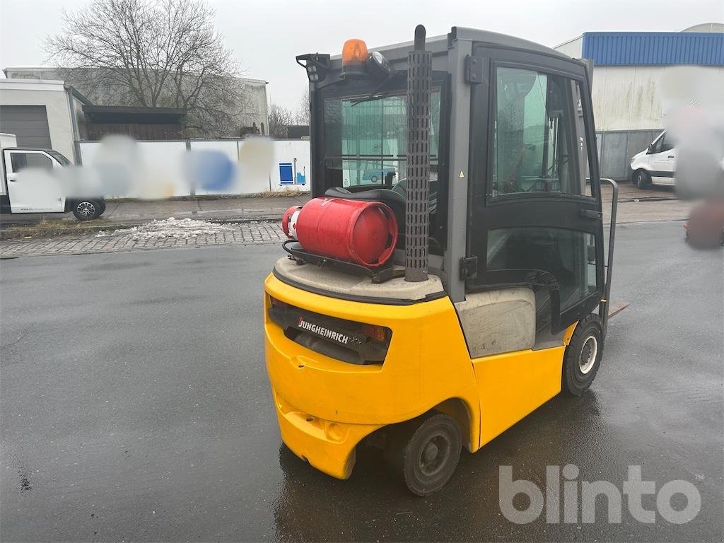 Gabelstapler от тип Jungheinrich TFG 320 464DZ, Gebrauchtmaschine в Düsseldorf (Снимка 4)