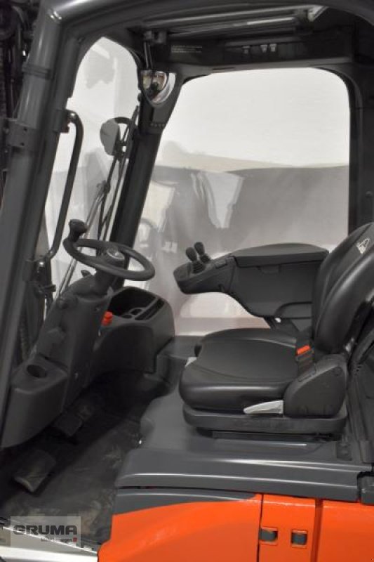 Gabelstapler des Typs Linde E 12 EVO 386-02, Gebrauchtmaschine in Friedberg-Derching (Bild 3)