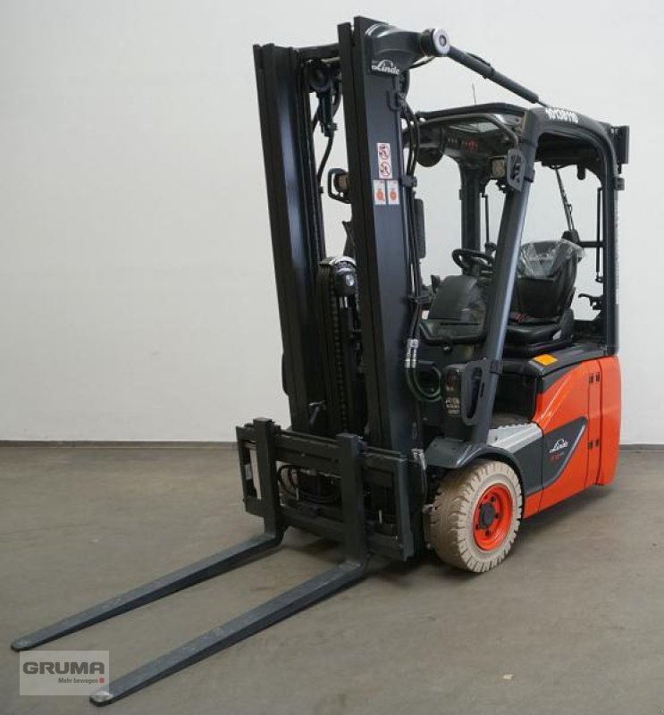 Gabelstapler des Typs Linde E 12 EVO 386-02, Gebrauchtmaschine in Friedberg-Derching (Bild 1)