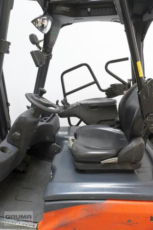 Gabelstapler des Typs Linde E 14 EVO 386-02, Gebrauchtmaschine in Friedberg-Derching (Bild 3)