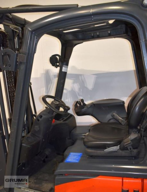 Gabelstapler des Typs Linde E 14 EVO 386-02, Gebrauchtmaschine in Friedberg-Derching (Bild 3)