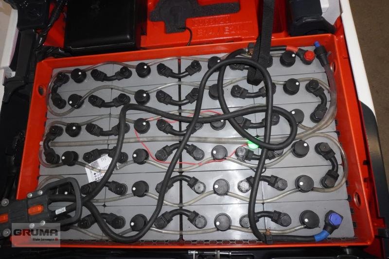 Gabelstapler typu Linde E 14 EVO 386-02, Gebrauchtmaschine v Friedberg-Derching (Obrázek 5)